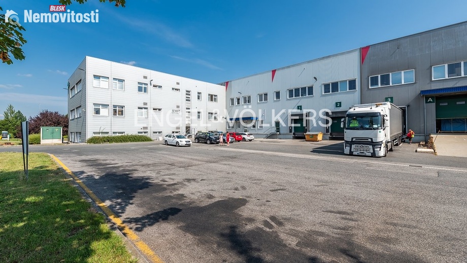 Pronájem skladu 200 m², Rudná