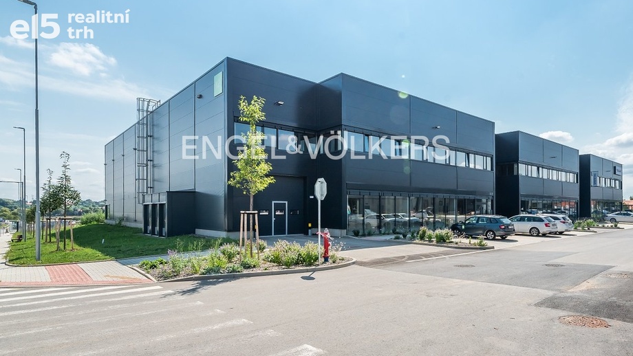 Pronájem skladu 1 095 m², Jinočany