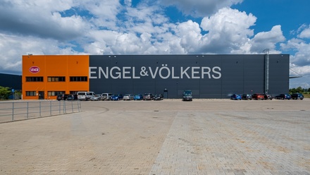 Pronájem skladu 45 000 m², Zápy