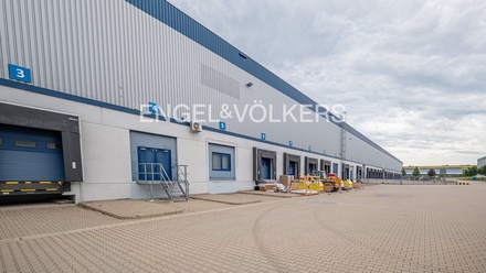 Pronájem skladu 3 700 m², Dobrovíz