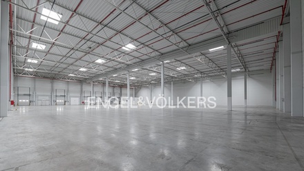 Pronájem skladu 3 700 m², Dobrovíz