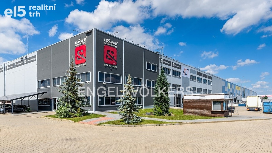 Pronájem skladu 1 215 m², Praha - Horní Počernice