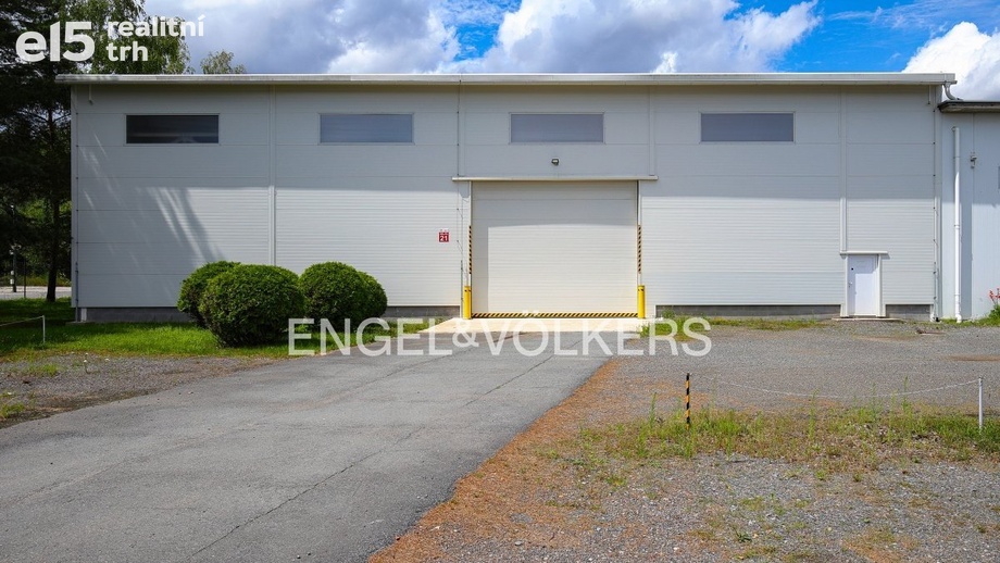 Pronájem sklady, 638 m² - Plzeň - Valcha
