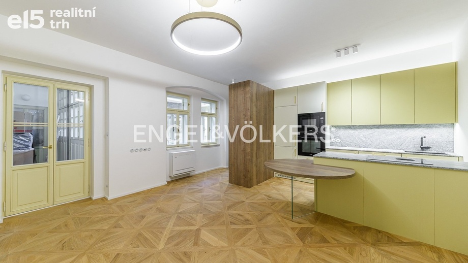 Pronájem byty 2+kk, 44 m² - Praha - Malá Strana