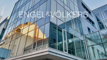 Pronájem kanceláře 178 m², Praha - Karlín