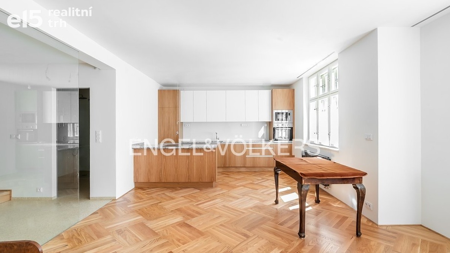 Pronájem byty 2+kk, 99 m² - Praha - Josefov