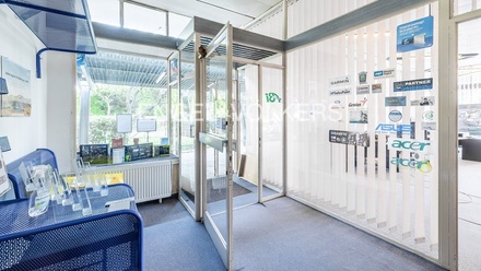 Pronájem kanceláře 340 m², Praha - Krč