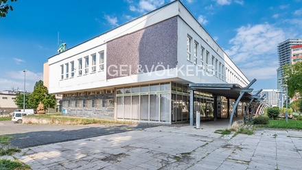 Pronájem kanceláře 340 m², Praha - Krč