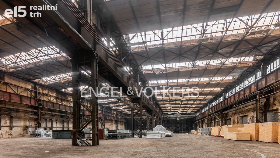Pronájem sklady, 26 705 m² - Plzeň - Jižní Předměstí