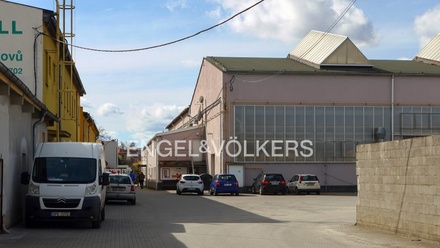 Pronájem komerční nemovitosti 1 450 m², Plzeň - Skvrňany