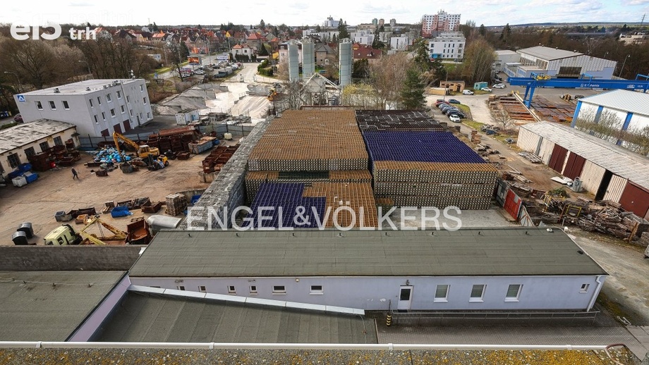 Pronájem komerční nemovitosti 1 450 m², Plzeň - Skvrňany
