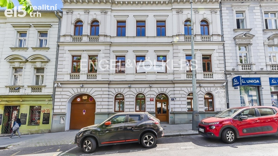 Pronájem kanceláře, 1 054 m² - Praha - Břevnov