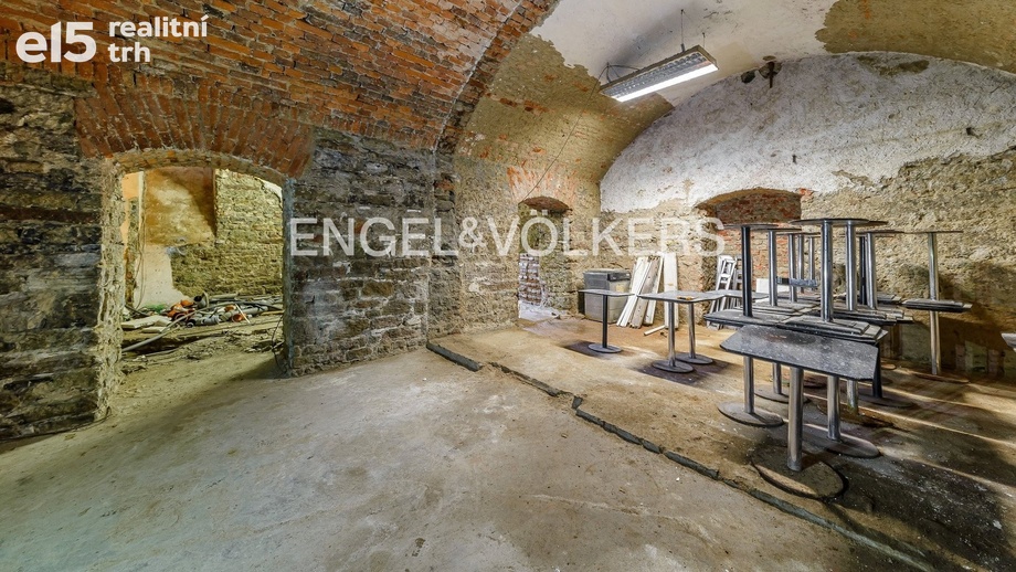Pronájem obchodní prostory, 156 m² - Praha - Smíchov