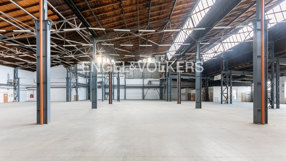 Pronájem sklady, 2 735 m² - Plzeň - Skvrňany