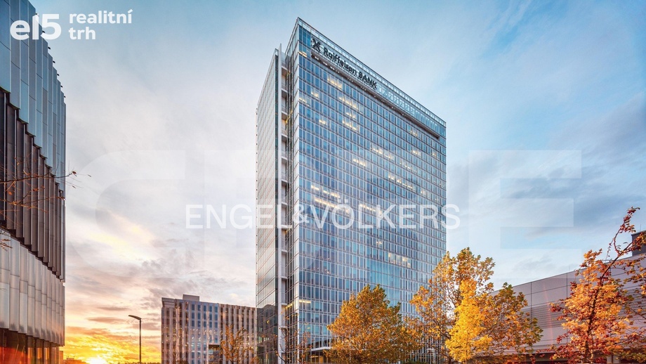 Pronájem kanceláře 145 m², Praha - Nusle