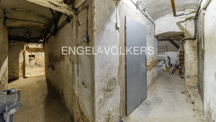 Pronájem skladu 281 m², Praha - Nové Město