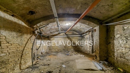 Pronájem skladu 281 m², Praha - Nové Město