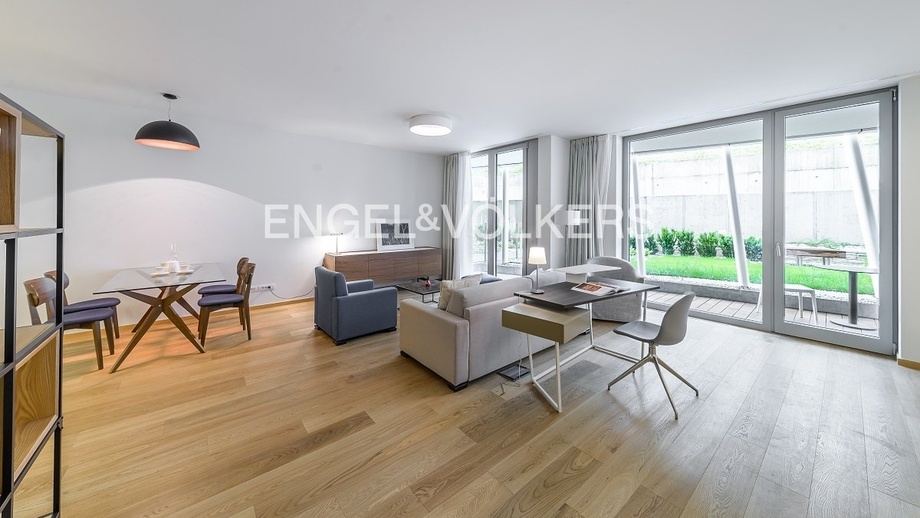 Pronájem byty 1+kk, 66 m² - Praha - Smíchov