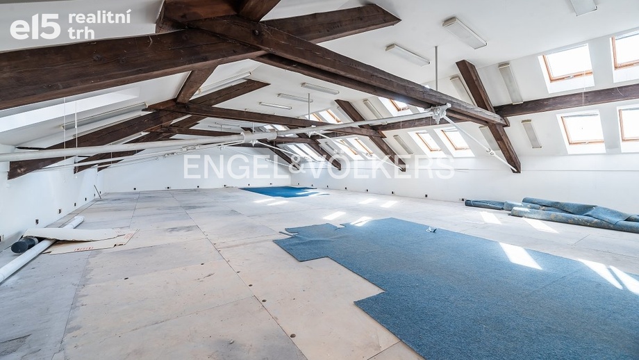 Pronájem kanceláře 287 m², Praha - Krč