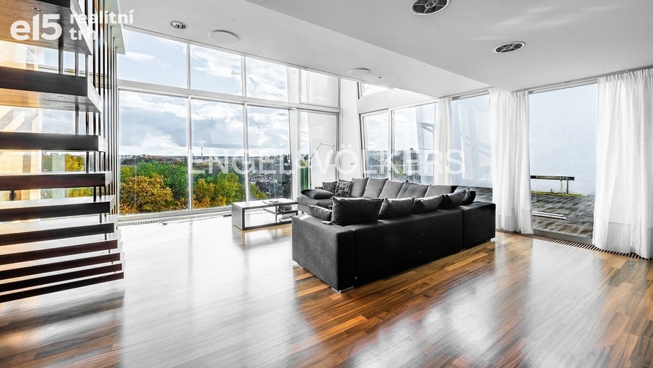 Pronájem byty 5+kk, 279 m² - Praha - Smíchov