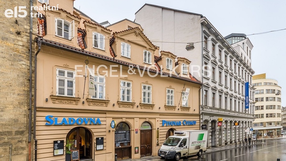 Pronájem kanceláře, 182 m² - Praha - Nové Město