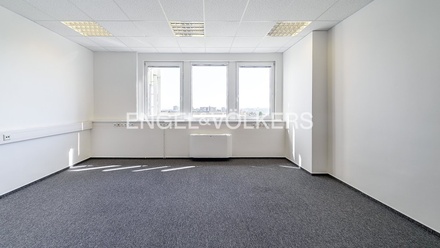Pronájem kanceláře 168 m², Praha - Braník