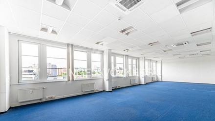 Pronájem kanceláře 454 m², Praha - Jinonice