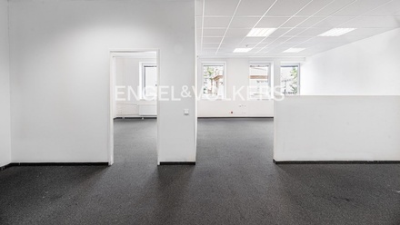 Pronájem kanceláře 70 m², Praha - Strašnice