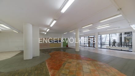 Pronájem obchodního prostoru 376 m², Praha - Vinohrady