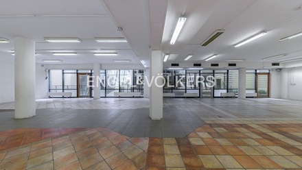 Pronájem obchodního prostoru 376 m², Praha - Vinohrady