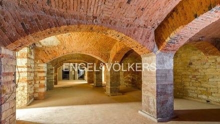 Pronájem obchodního prostoru 531 m², Praha - Nové Město