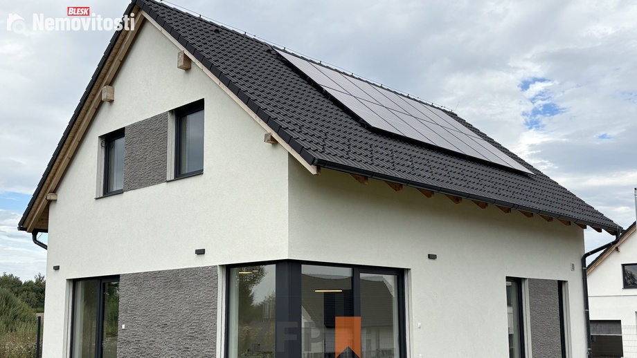 Prodej rodinného domu 150 m², Dříteč