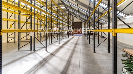 Pronájem skladu 976 m², Praha - Libuš