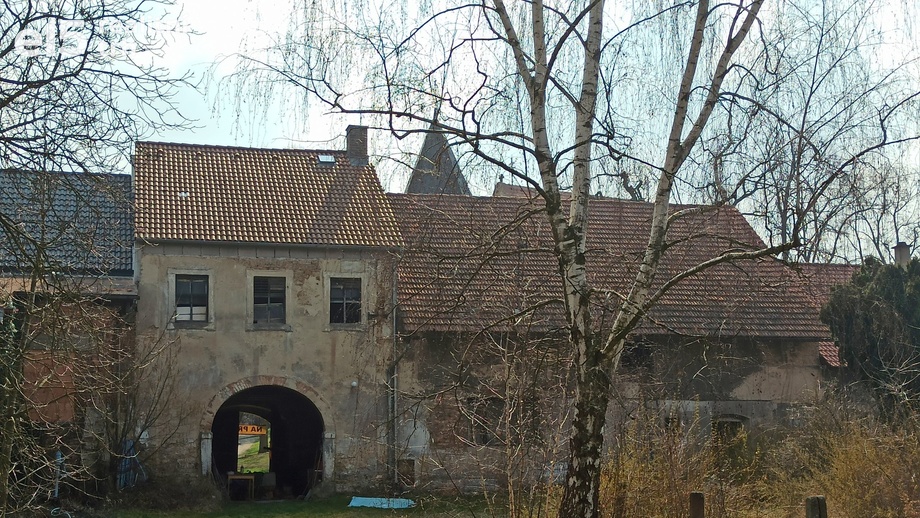 Prodej stavebního pozemku 1 795 m², Vykáň