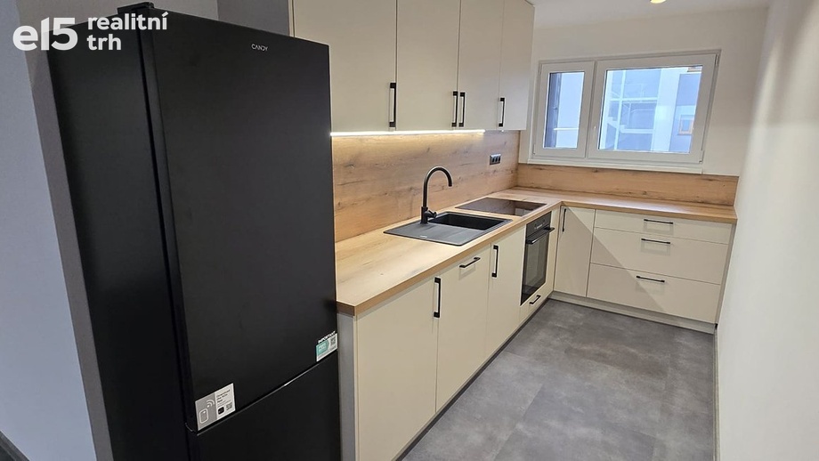 Pronájem byty 3+kk, 85 m² - Znojmo