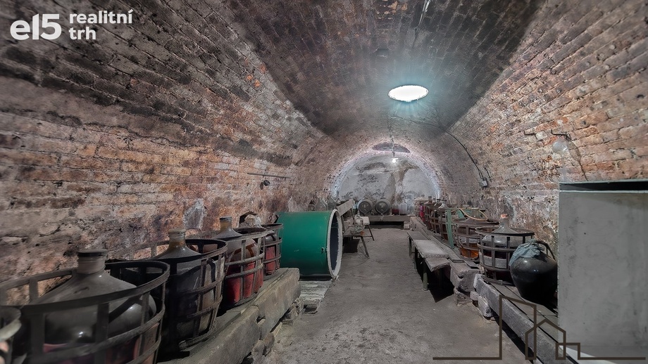 Prodej garáže, 60 m² - Strachotice