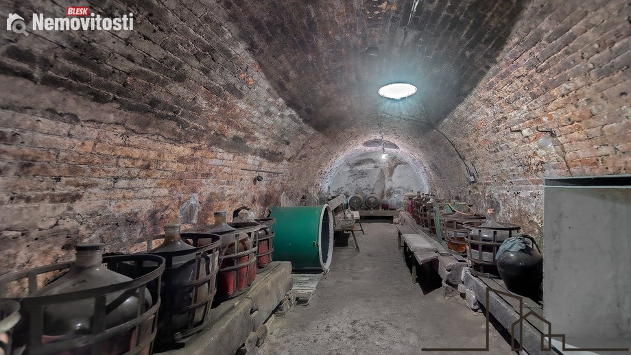 Prodej garáže 60 m², Strachotice