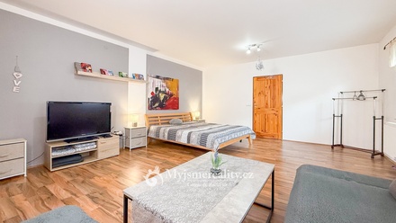 Prodej rodinného domu 550 m², Jaroslavice