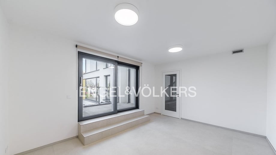 Pronájem bytu 2+kk 70 m², Praha
