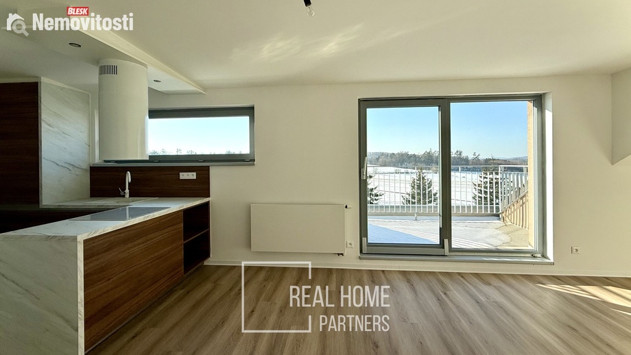 Prodej bytu 3+kk 89 m², Hostěnice