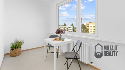 Prodej bytu 3+1 63 m², Hejnice