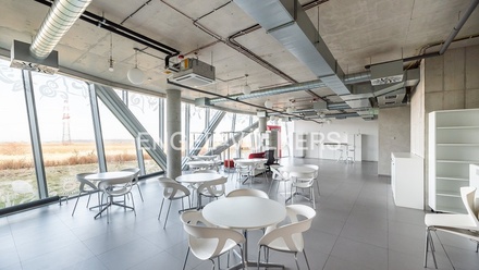 Pronájem výrobního prostoru 336 m², Zlatníky-Hodkovice