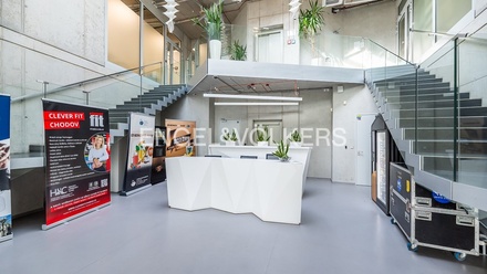 Pronájem výrobního prostoru 905 m², Zlatníky-Hodkovice