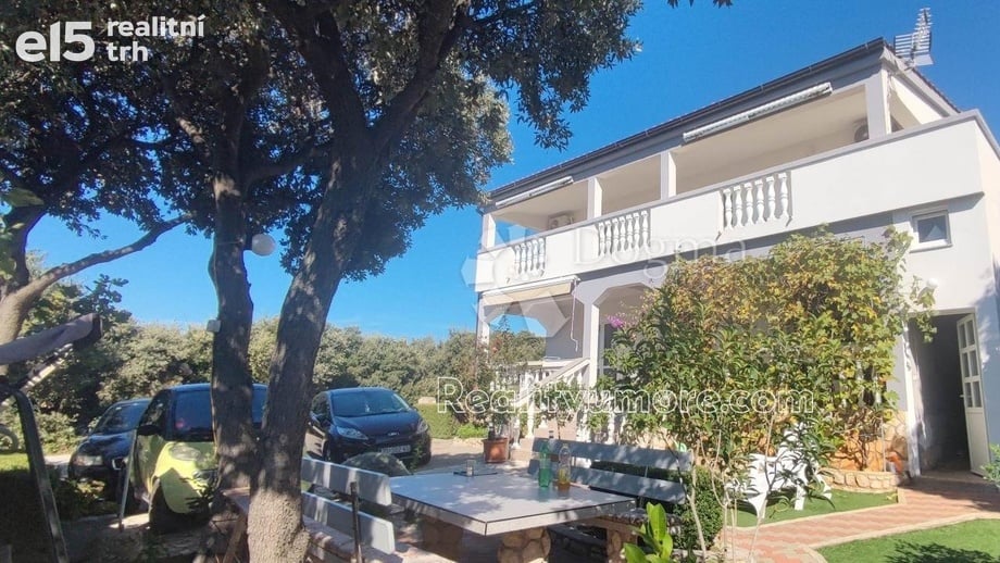 Prodej rodinné domy, 212 m² - Mandre