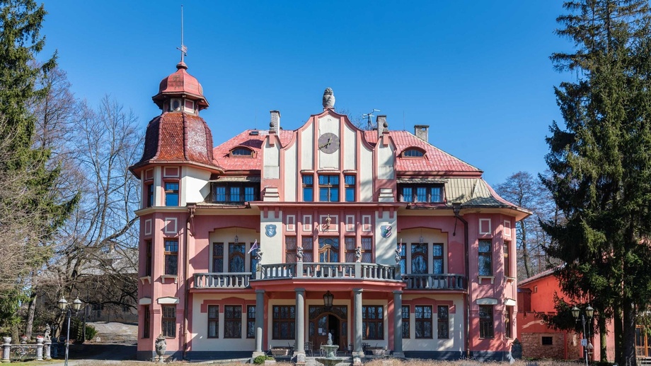 Prodej vila, 3 200 m² - Počátky