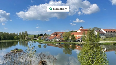 Prodej bytu 2+kk 52 m², Černá