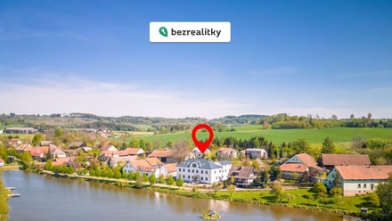 Prodej bytu 2+kk 52 m², Černá