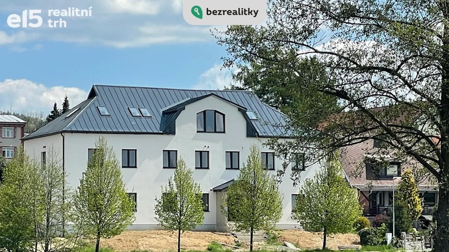 Prodej byty 2+kk, 39 m² - Černá