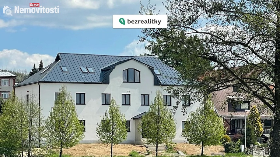 Prodej bytu 2+kk 52 m², Černá