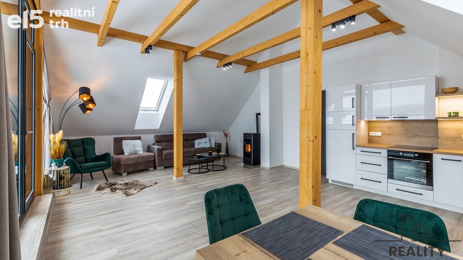 Prodej byty 3+kk, 110 m² - Volary - Chlum